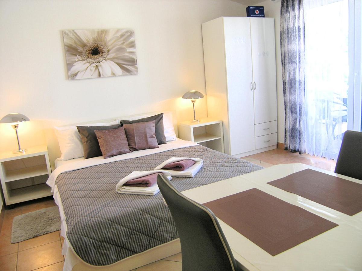 Apartmani Zganec Башка Экстерьер фото