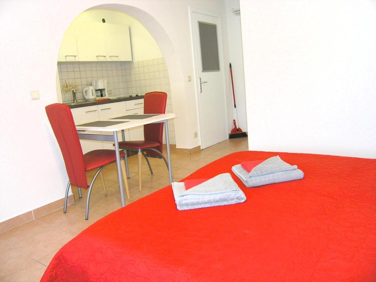 Apartmani Zganec Башка Экстерьер фото