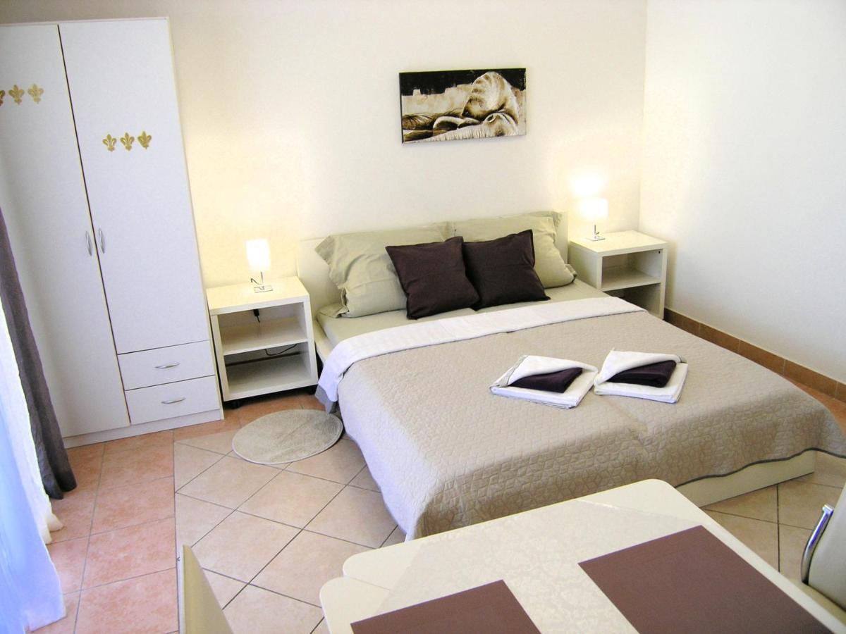 Apartmani Zganec Башка Экстерьер фото